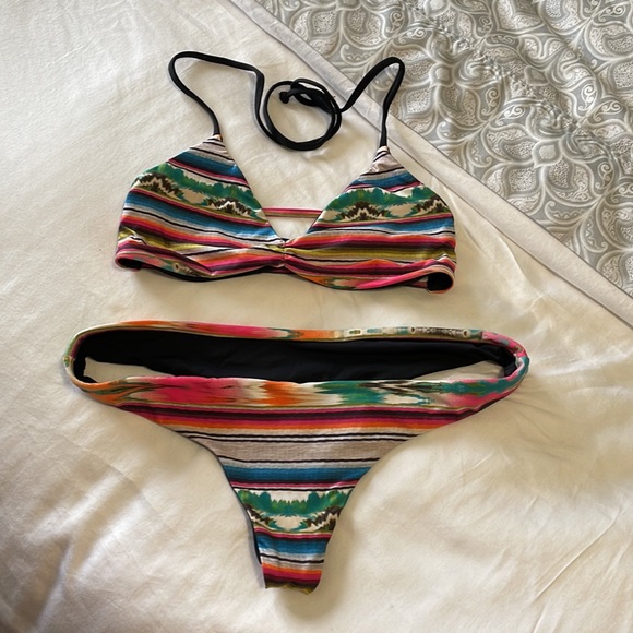 L*Space 2 pc. Bitsy Cut Reversible Bikini - Picture 2 of 4